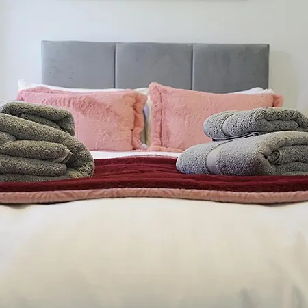 Cosy With Parking *