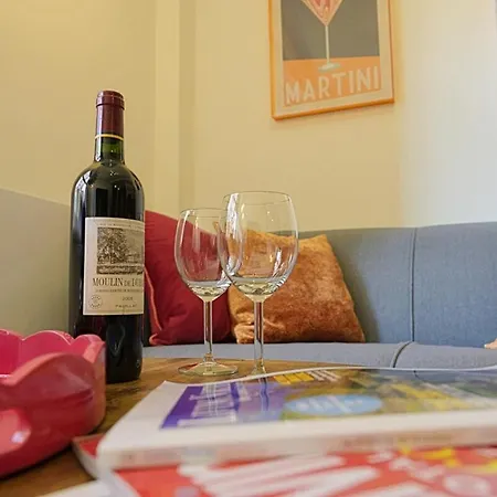 Cosy With Parking Daire