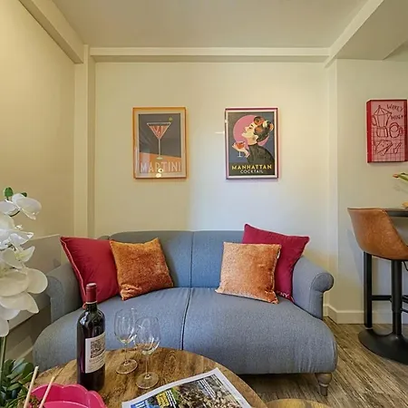 Cosy With Parking * Harrogate